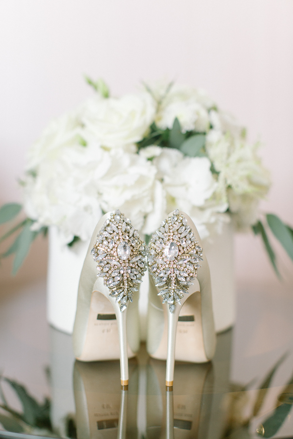 Изысканные туфли невесты
